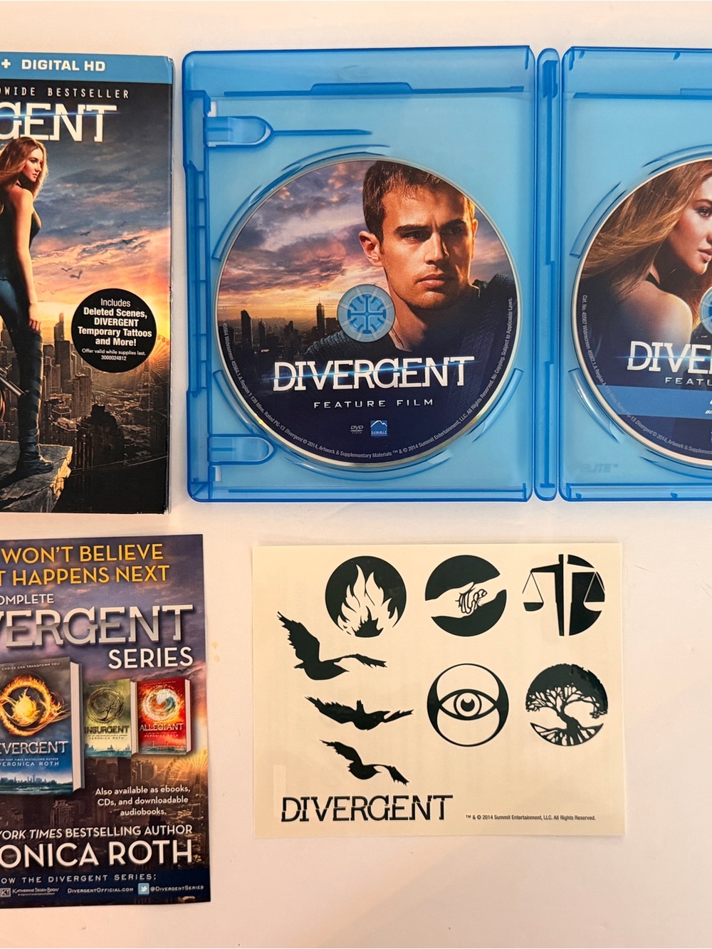 Divergent Blu-ray DVD 2014 w Slipcover Temporary Tattoos Inserts 2 Disc